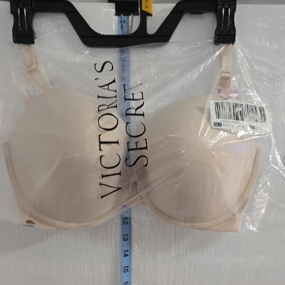 NWT Victoria's Secret Cream Underwire Lightly Lined Demi Bra Size 34G